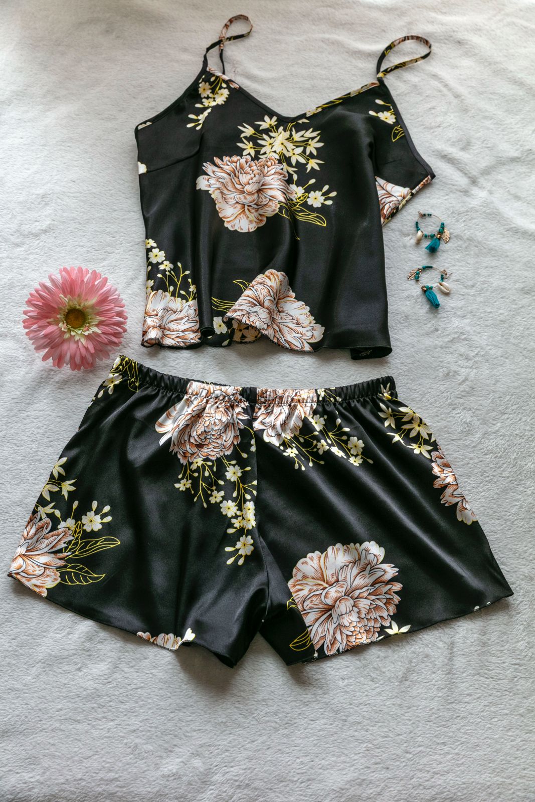 2-Piece Satin Set – Midnight Black – Voyage Ease