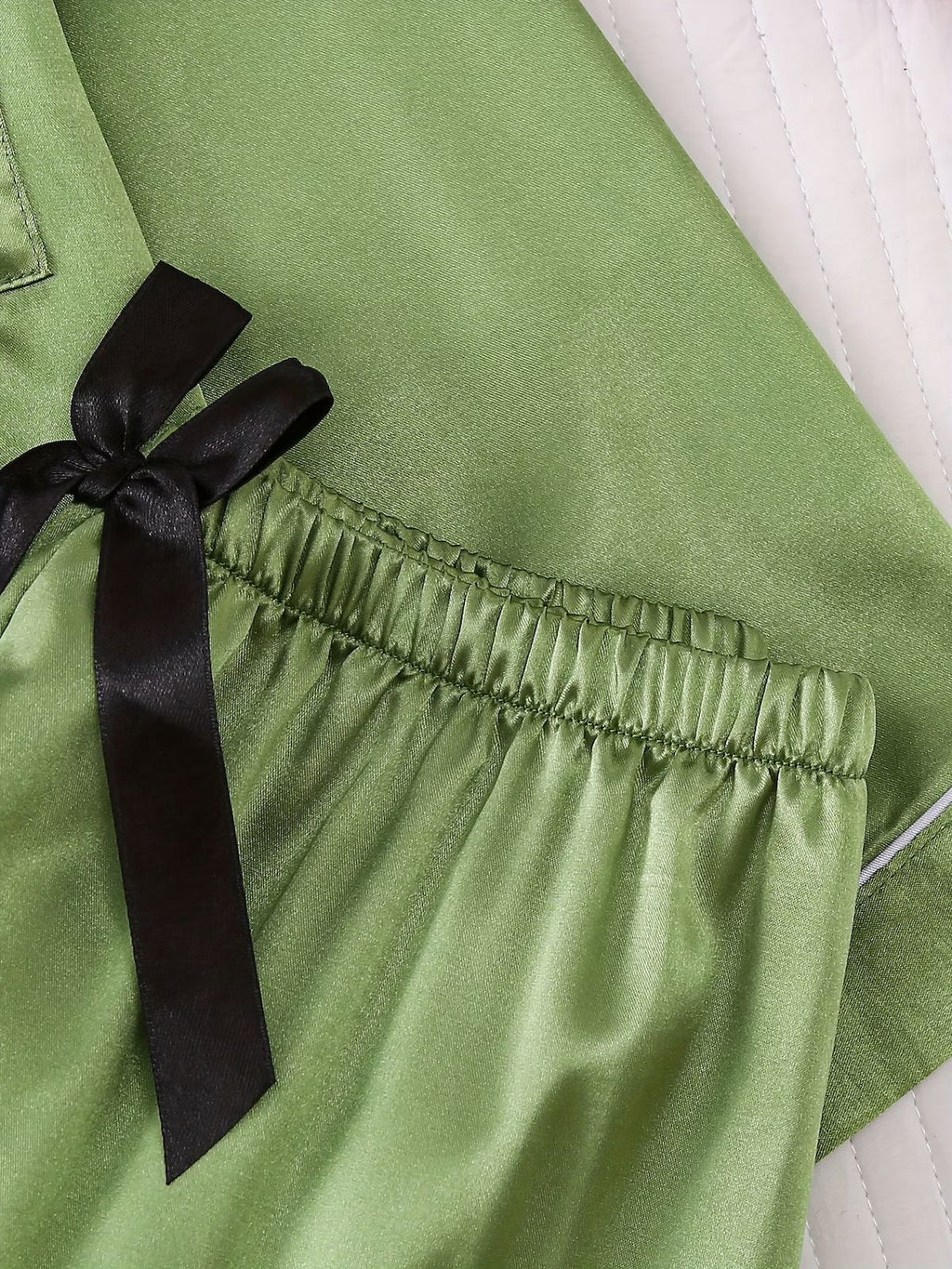2-Piece Solid Color Satin Pajama Set – Lapel Button Cardigan & Long Lounge Pants - Green