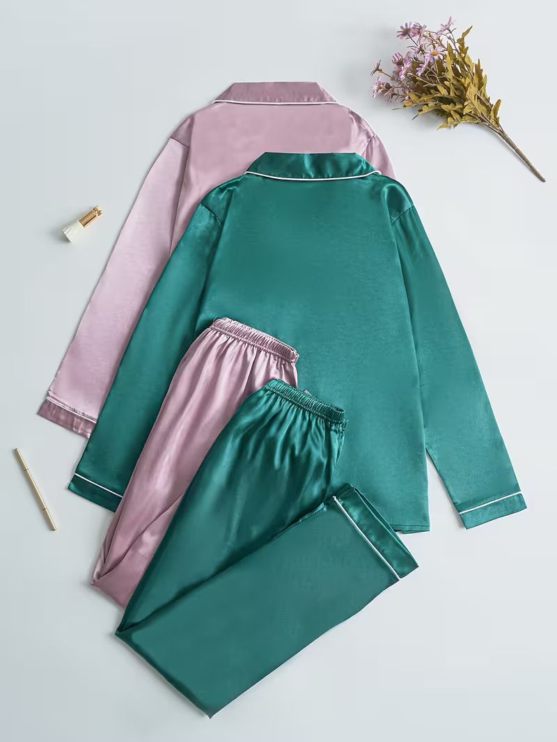 4-Piece Satin Lounge Set – Dual-Tone Satin Pajama Set – Long Sleeve Button Pajamas (Purple / Green)